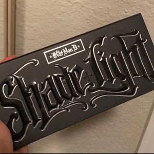 Kat Von D Contour Pallet